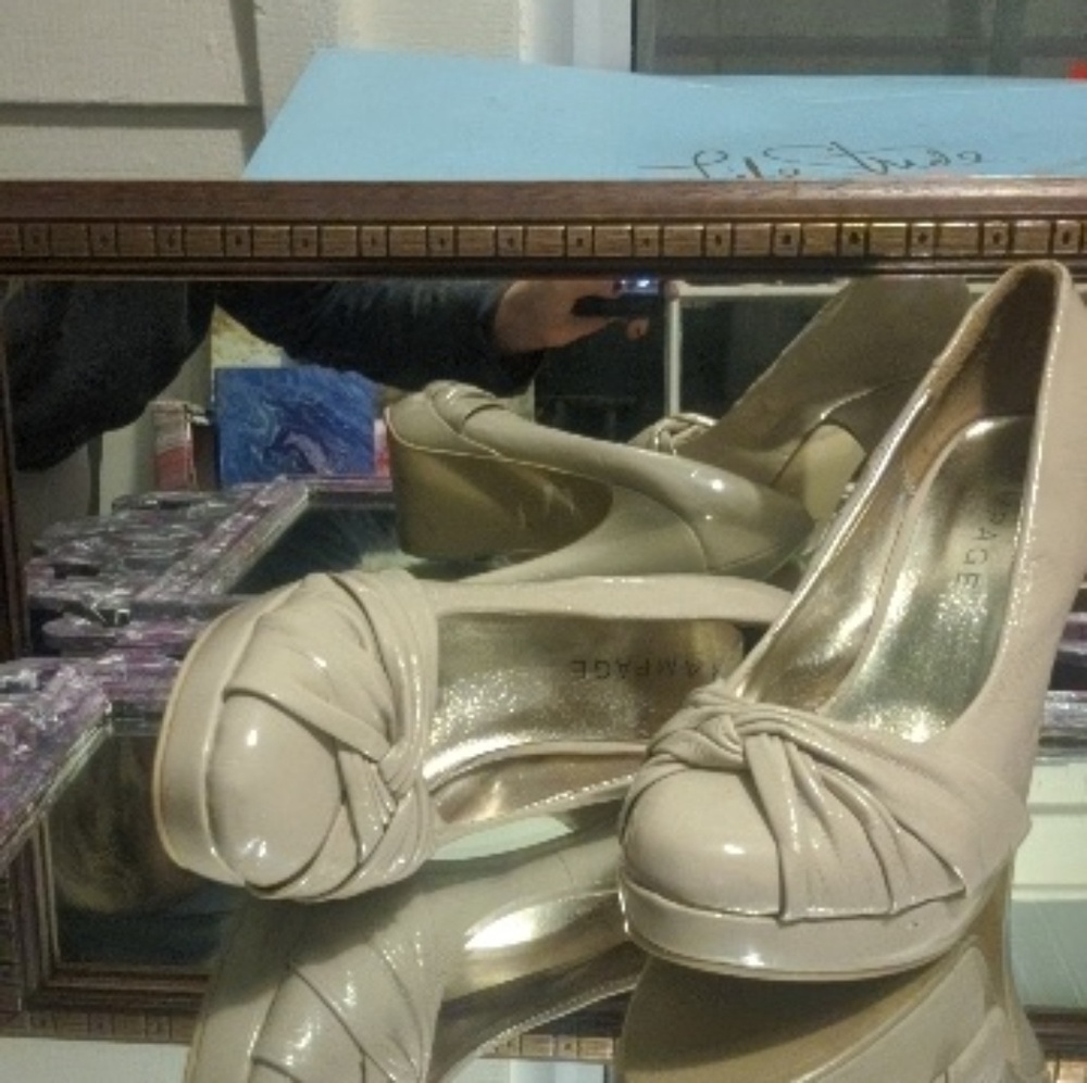 Heels - Picture 8 of 8